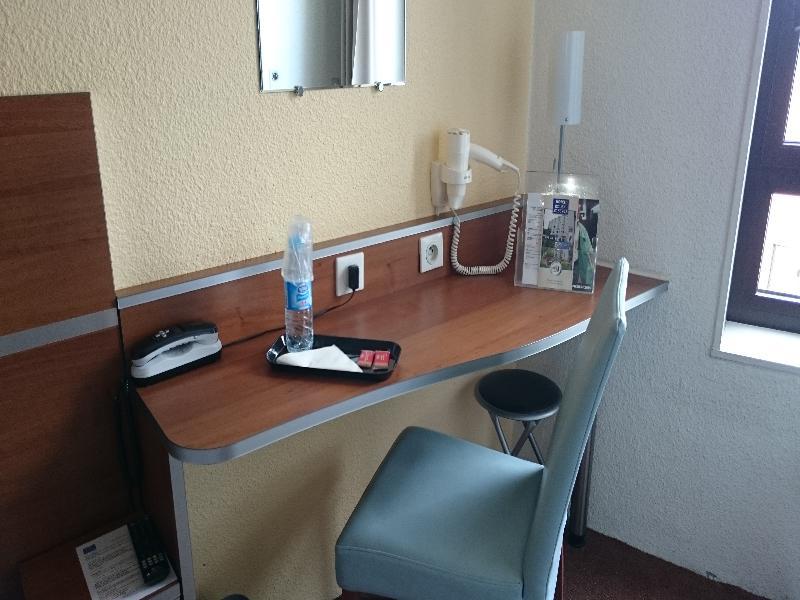 B&B Hotel Rouen Centre Екстериор снимка